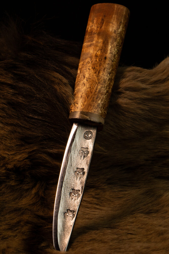 След волка — Бөрө суола — 9