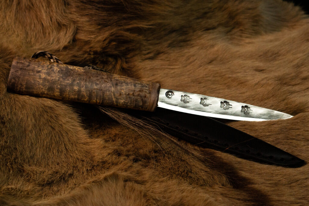 След волка — Бөрө суола — 14