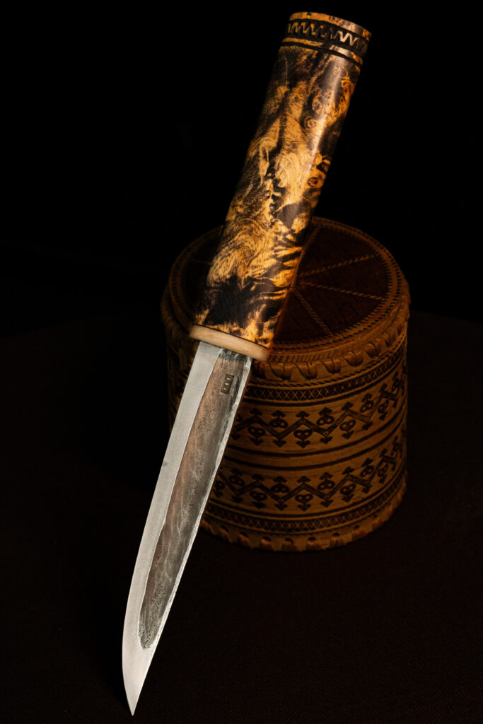 КОСТЯНОЙ ГРЕБЕНЬ — 9